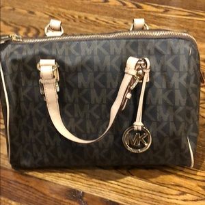 Micheal Kors Bag